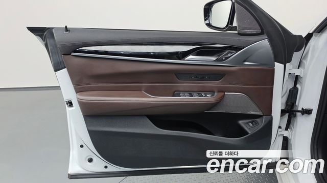 BMW 6 Series GT (G32) 630i xDrive M Sport 2022 — фото 9