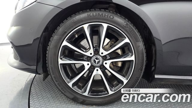 Mercedes-Benz E-Class (W213) E250 Avantgarde 2020 — фото 5