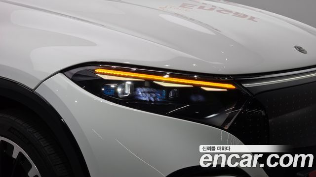 Mercedes-Benz EQS SUV (X296) EQS580 4MATIC 2023 — фото 22