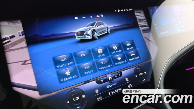 Mercedes-Benz EQS SUV (X296) EQS580 4MATIC 2023 — фото 28