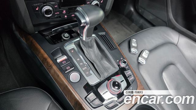 Audi A4 35 TDI Quattro Dynamic B8 2016 — фото 9