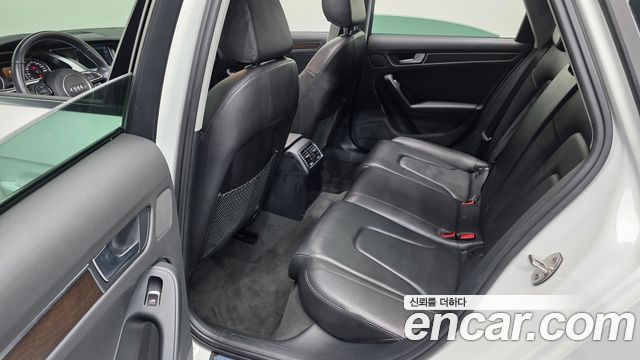 Audi A4 35 TDI Quattro Dynamic B8 2016 — фото 12