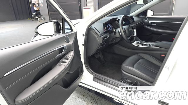 Hyundai Sonata (DN8) 2.0 Premium Plus 2022 — фото 10