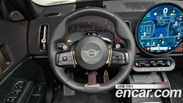MINI Cooper S Countryman (III) ALL4 JCW 2024 — фото 13