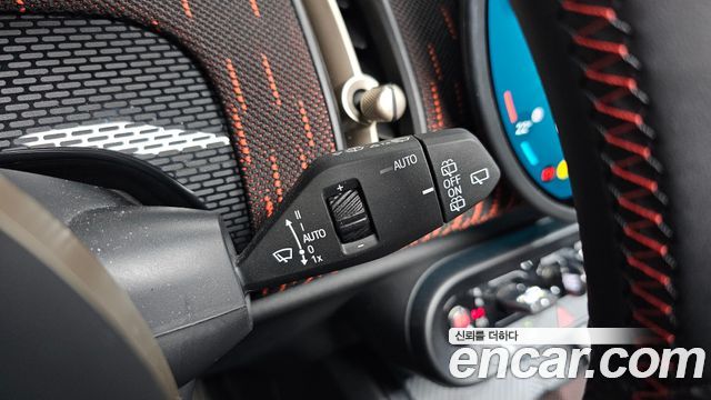 MINI Cooper S Countryman (III) ALL4 JCW 2024 — фото 17