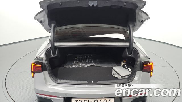 Kia K5 (III) 2.0 LPi(Rent) Prestige 2026 — фото 20