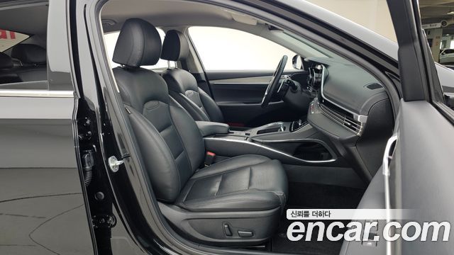 Hyundai Grandeur (IG) 3.0 LPi Rent Car Modern 2022 — фото 12