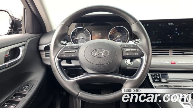 Hyundai Grandeur (IG) 3.0 LPi Rent Car Modern 2022 — фото 13