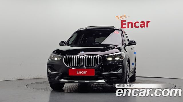 BMW X1 (F48) xDrive 20i xLine 2022 — фото 3