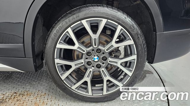 BMW X1 (F48) xDrive 20i xLine 2022 — фото 21