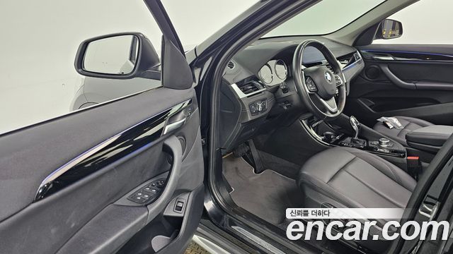 BMW X1 (F48) xDrive 20i xLine 2022 — фото 26