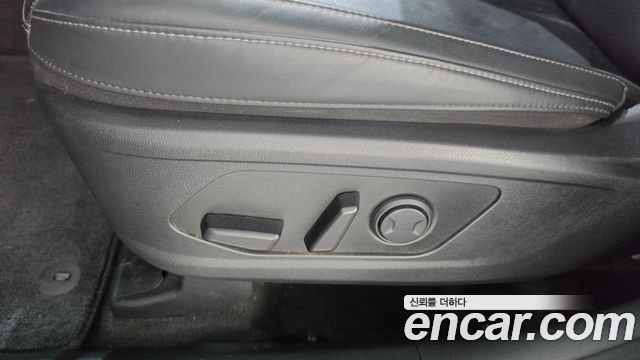 Kia Sorento (IV) Gasoline 2.5T 2WD Prestige 2023 — фото 17