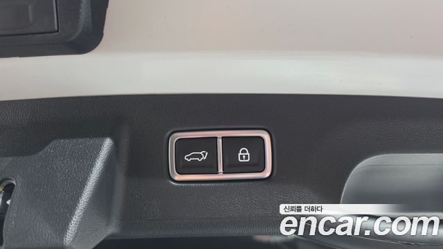 Kia Sorento (IV) Gasoline 2.5T 2WD Prestige 2023 — фото 18