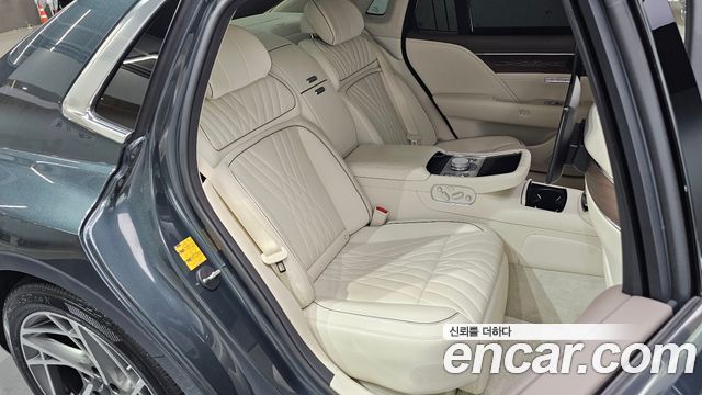 Genesis G90 (RS4) Gasoline 3.5 Turbo AWD 2023 — фото 11