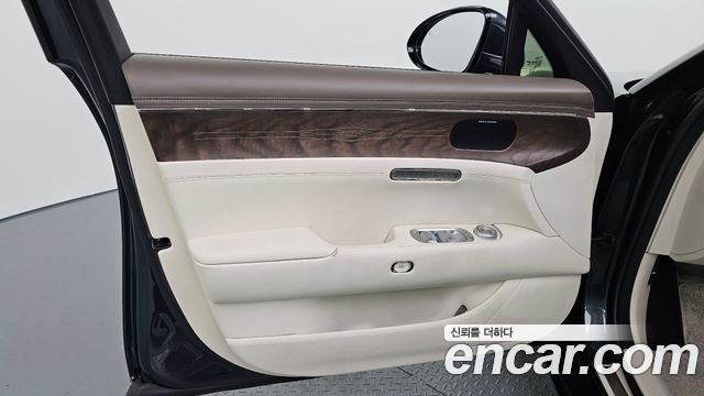 Genesis G90 (RS4) Gasoline 3.5 Turbo AWD 2023 — фото 24