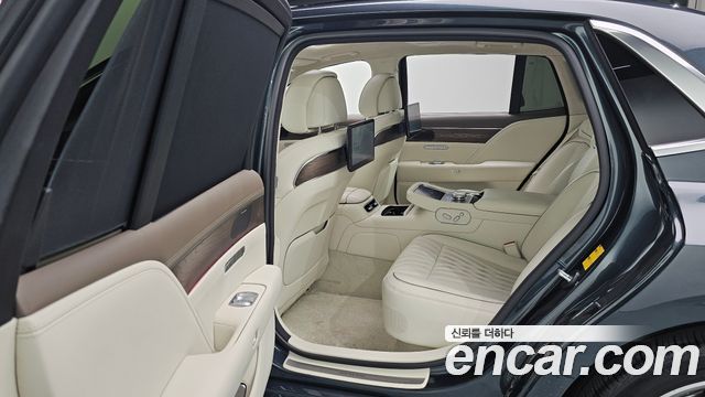 Genesis G90 (RS4) Gasoline 3.5 Turbo AWD 2023 — фото 32