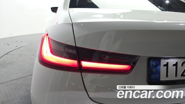 BMW 3 Series (G20) 320i M Sport 2024 — фото 23