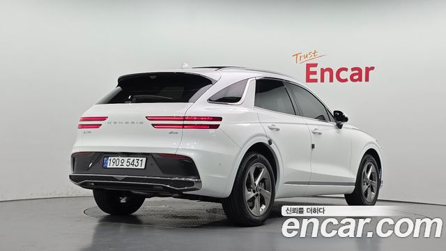 Genesis GV70 2.5T Gasoline AWD 2025 — фото 2