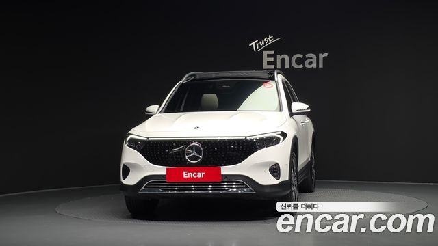 Mercedes-Benz EQB (X243) EQB300 4MATIC Progressive 2026 — фото 3