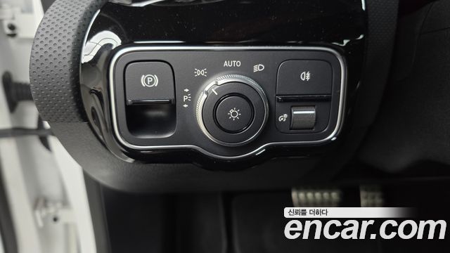 Mercedes-Benz CLA-Class (C118) CLA250 4MATIC 2023 — фото 20