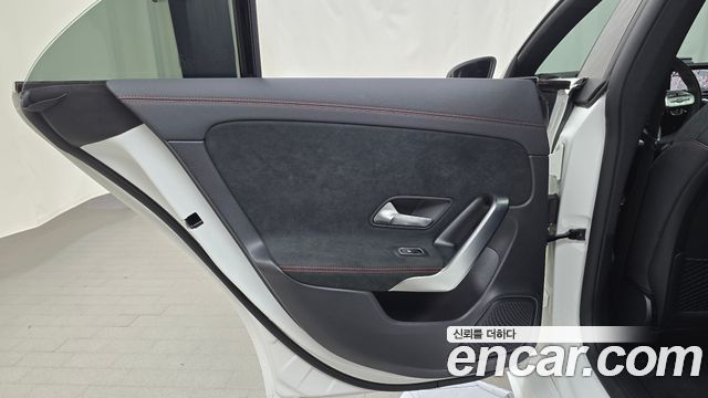 Mercedes-Benz CLA-Class (C118) CLA250 4MATIC 2023 — фото 25