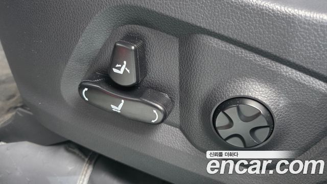 KG Mobility (SsangYong) Rexton Sports Diesel 2.2 4WD Prestige 2019 — фото 27