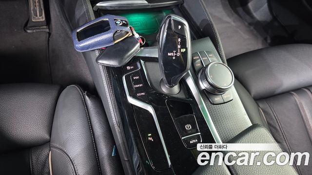 BMW 5 Series (G30) 520i M Sport 2022 — фото 9