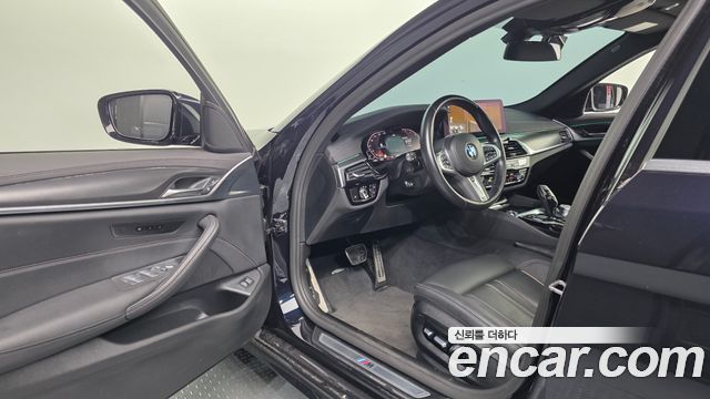 BMW 5 Series (G30) 520i M Sport 2022 — фото 10