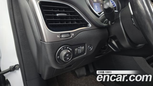 Jeep Cherokee (KL) 2.4 Limited AWD 2020 — фото 17