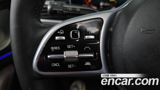 Mercedes-Benz GLE-Class (W167) GLE300d 4MATIC 2022 — фото 17