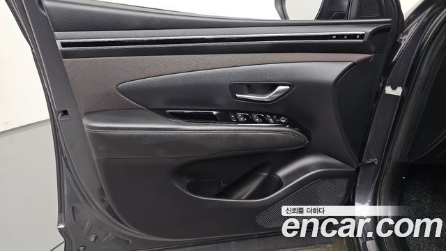 Hyundai Tucson (NX4) Gasoline 1.6 Turbo 2WD Inspiration 2021 — фото 24
