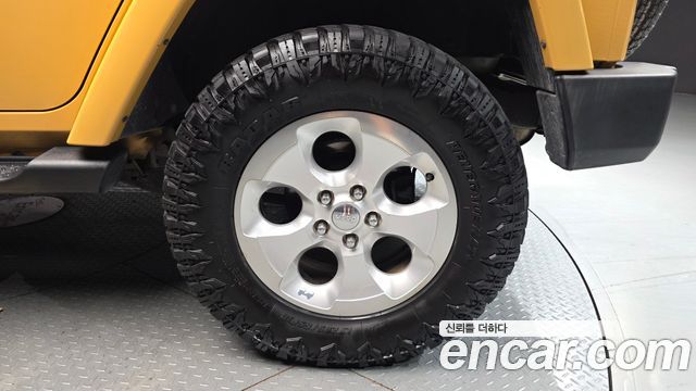 Jeep Wrangler (JK) 2.8 Diesel Sahara 4Door 2014 — фото 5