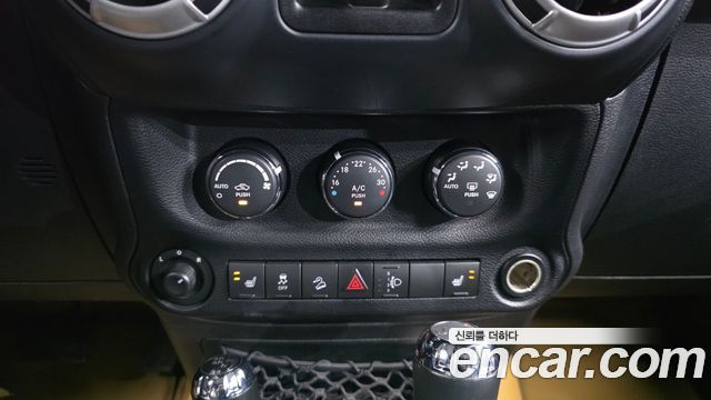 Jeep Wrangler (JK) 2.8 Diesel Sahara 4Door 2014 — фото 15