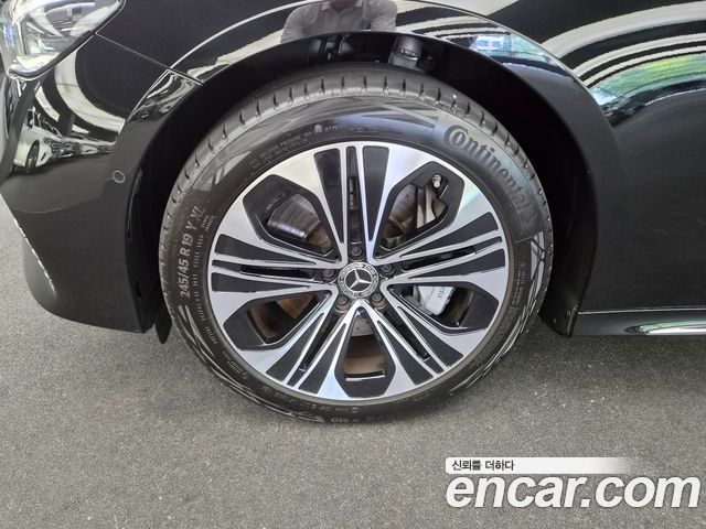Mercedes-Benz E-Class (W214) E350e 4MATIC 2025 — фото 5