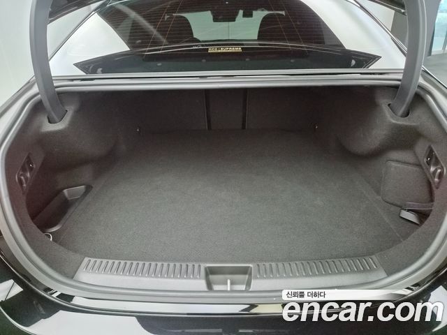 Mercedes-Benz E-Class (W214) E350e 4MATIC 2025 — фото 20