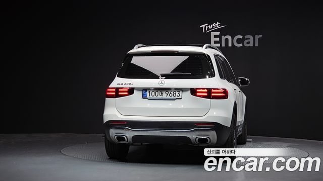 Mercedes-Benz GLB-Class (X247) GLB200 d 2024 — фото 4