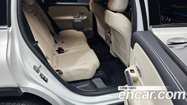 Mercedes-Benz GLB-Class (X247) GLB200 d 2024 — фото 11