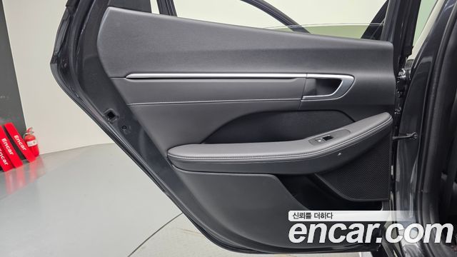 Hyundai Sonata The Edge (DN8) 1.6 Turbo Premium 2024 — фото 25