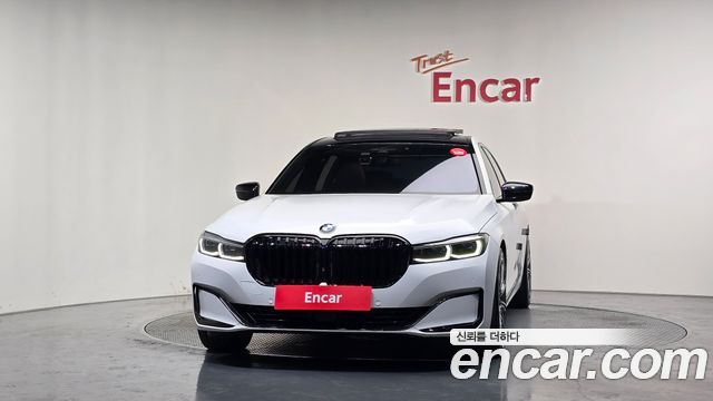 BMW 7 Series (G11) 750Li xDrive Design Pure Excellence Prestige 2020 — фото 3