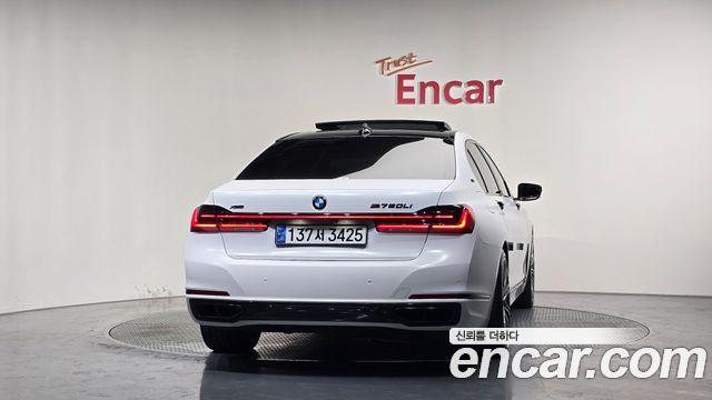 BMW 7 Series (G11) 750Li xDrive Design Pure Excellence Prestige 2020 — фото 4