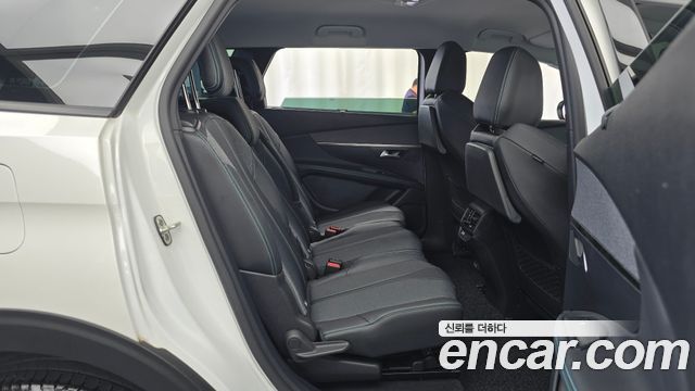 Peugeot 5008 (II) 1.2 Pure Tech Allure 2022 — фото 15