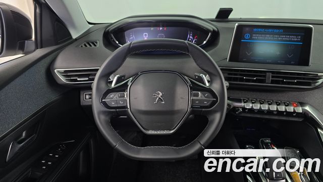 Peugeot 5008 (II) 1.2 Pure Tech Allure 2022 — фото 17