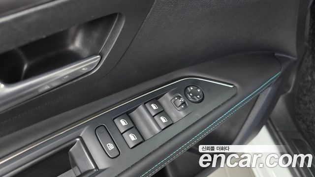 Peugeot 5008 (II) 1.2 Pure Tech Allure 2022 — фото 34