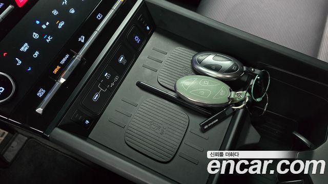 Hyundai Santa Fe (MX5) HEV 1.6 4WD Calligraphy 2024 — фото 31