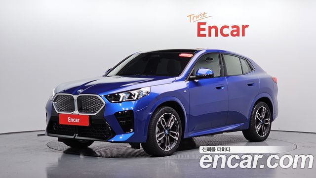 BMW iX2 (U10) eDrive 20 M Sport 2024 — фото 11