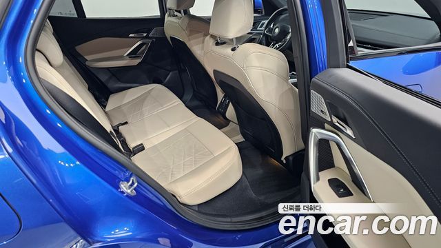 BMW iX2 (U10) eDrive 20 M Sport 2024 — фото 16