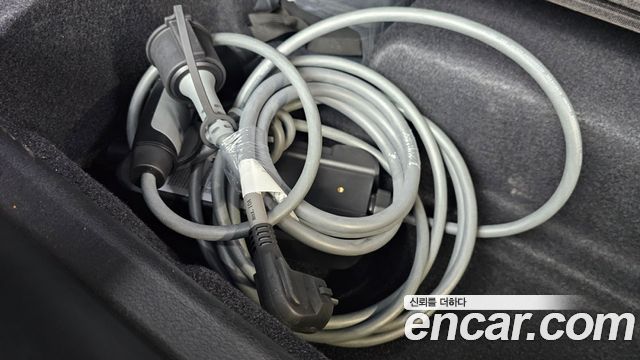 BMW iX2 (U10) eDrive 20 M Sport 2024 — фото 21