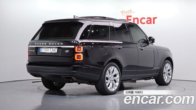 Land Rover Range Rover (IV) D350 Vogue SE Disel 2021 — фото 2