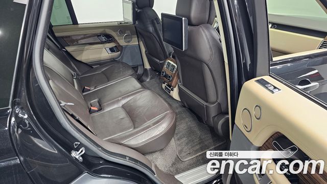 Land Rover Range Rover (IV) D350 Vogue SE Disel 2021 — фото 15