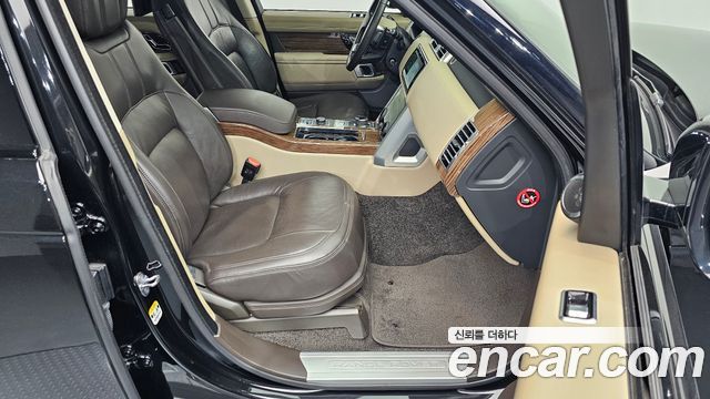 Land Rover Range Rover (IV) D350 Vogue SE Disel 2021 — фото 32